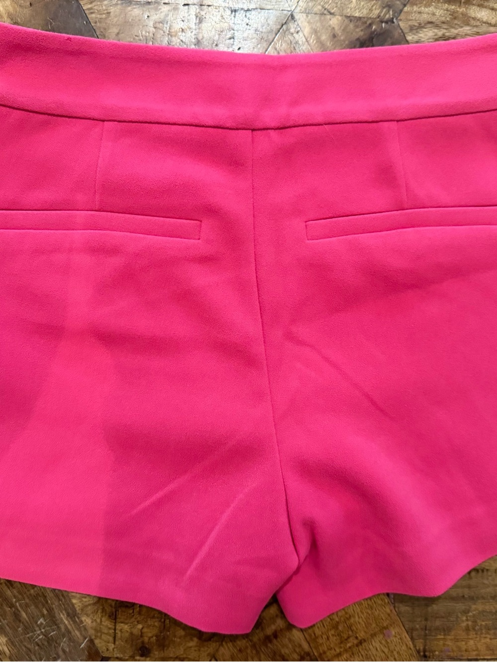 Marie Oliver Mia shorts in pink - Picture 2 of 3